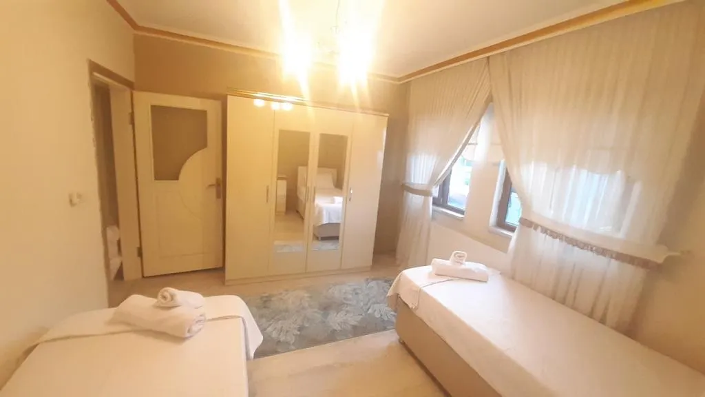 Suite,Bahçe Manzaralı,Giriş Katı