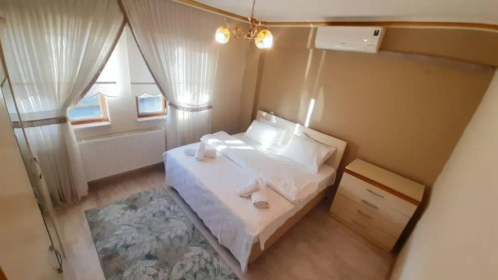 Suite,Bahçe Manzaralı,Giriş Katı