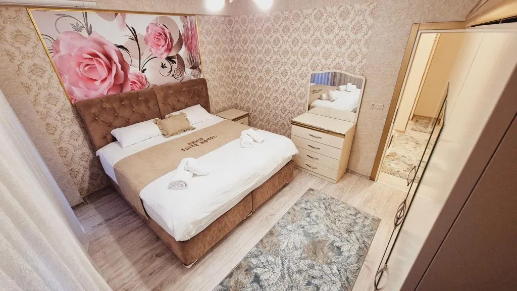 Suite,Kısmi Deniz Manzaralı,Balkonlu