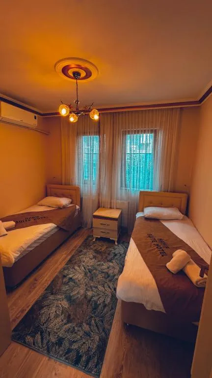 Suite,Kısmi Deniz Manzaralı,Balkonlu