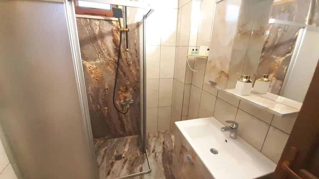 Suite,Kısmi Deniz Manzaralı,Balkonlu