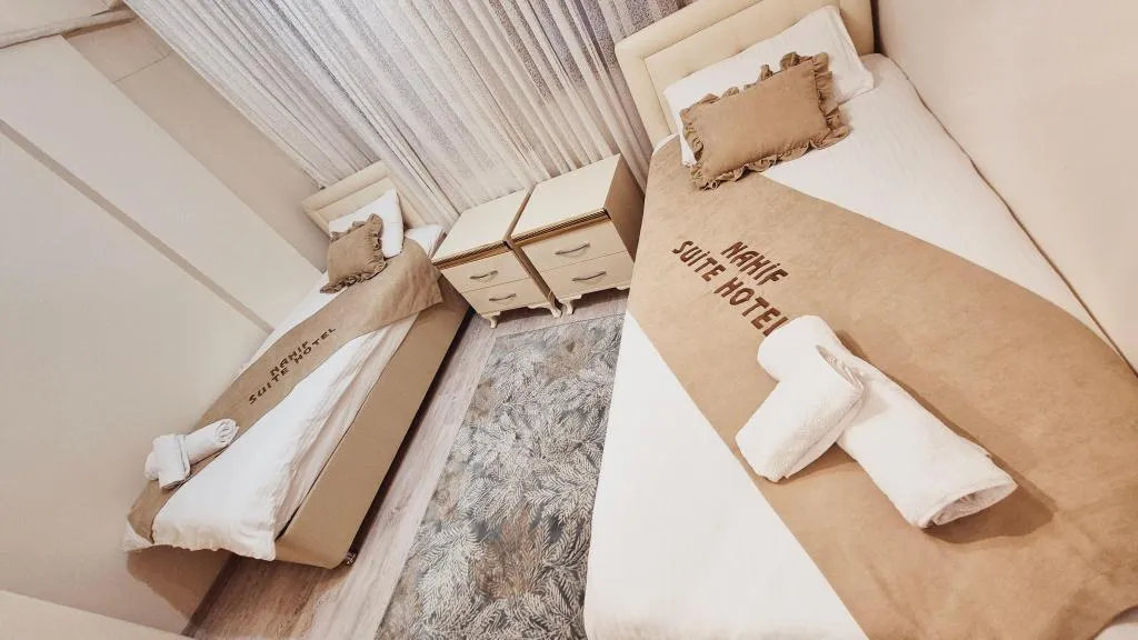 Suite,Deniz Manzaralı,Balkonlu