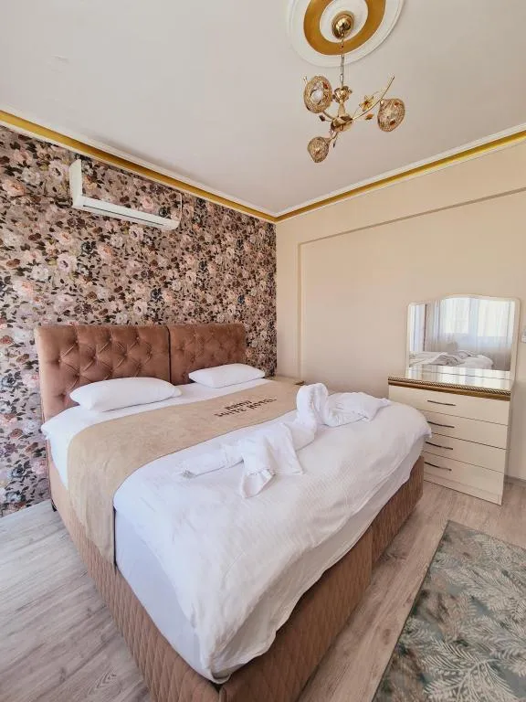 Suite,Deniz Manzaralı,Balkonlu