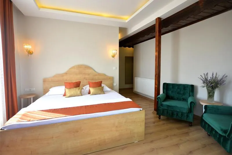 Standart King Room,Bahçe Manzaralı