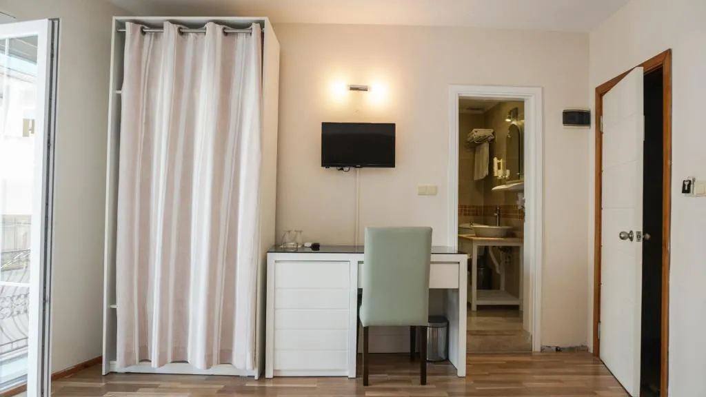 Standart Oda,Deniz veya Kara Manzaralı