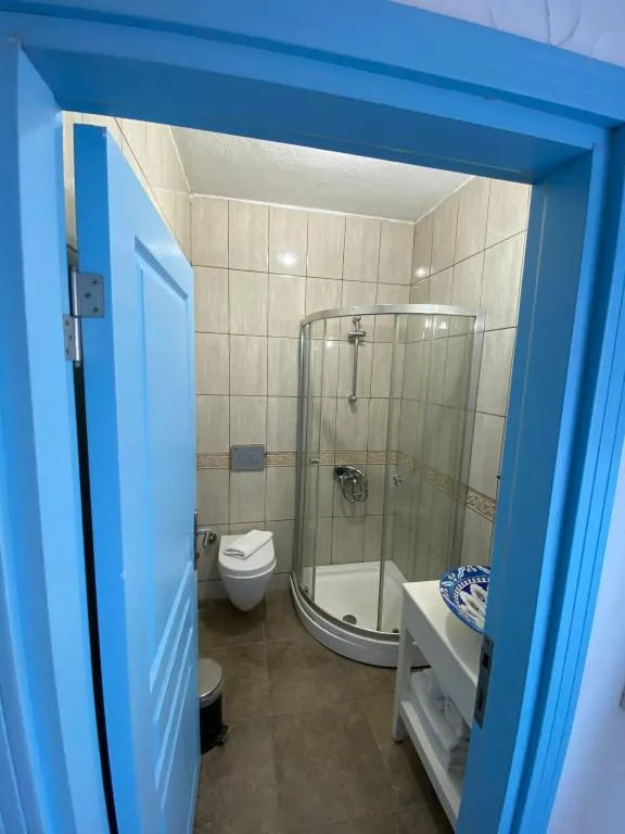 Triple,Bahçe Manzaralı