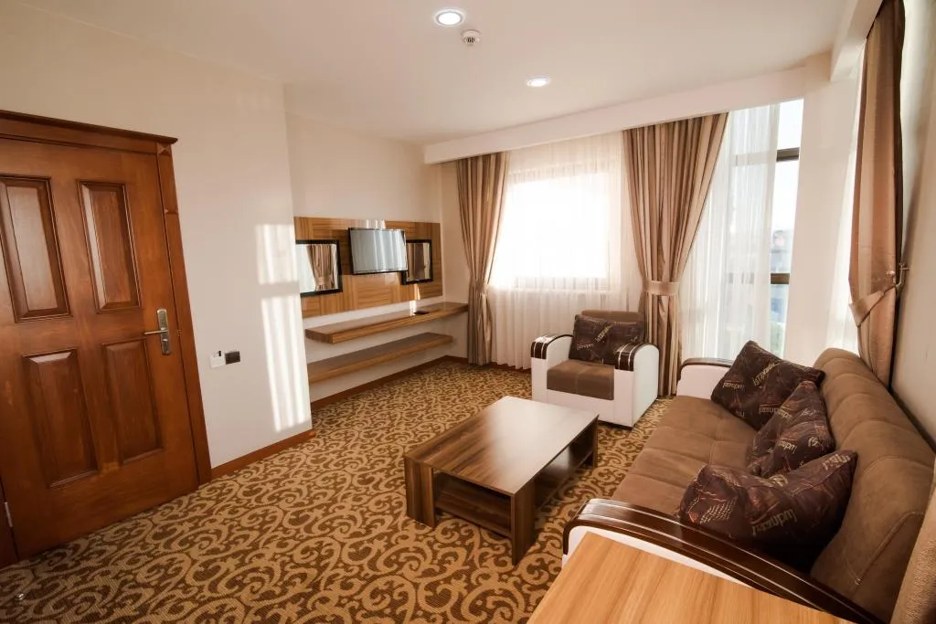 Suite Room