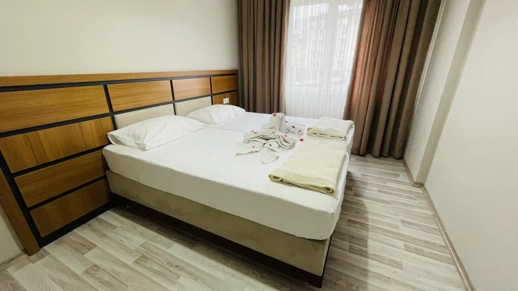 STANDART ÇİFT KİŞİLİK SUİT ODA