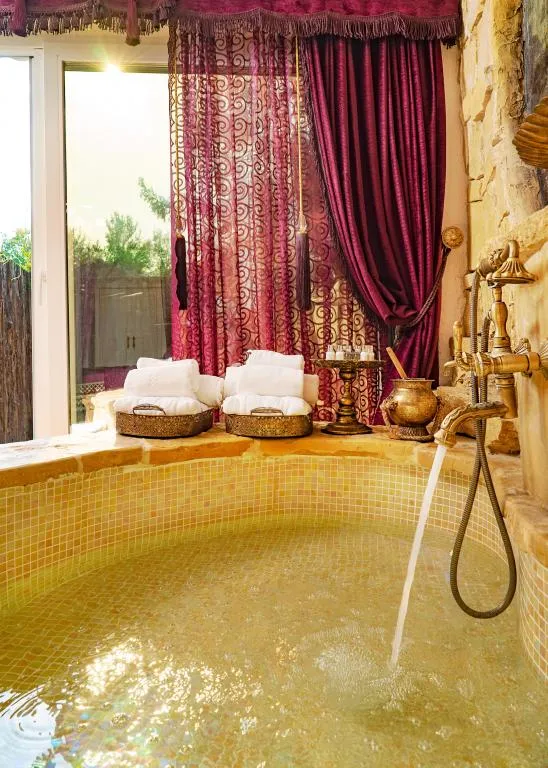 Queen Suite,Nehir Manzaralı