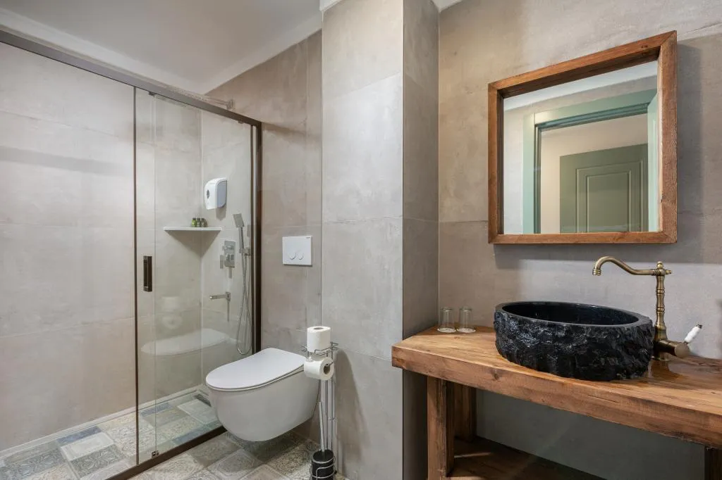 Suite,Bahçe Manzaralı