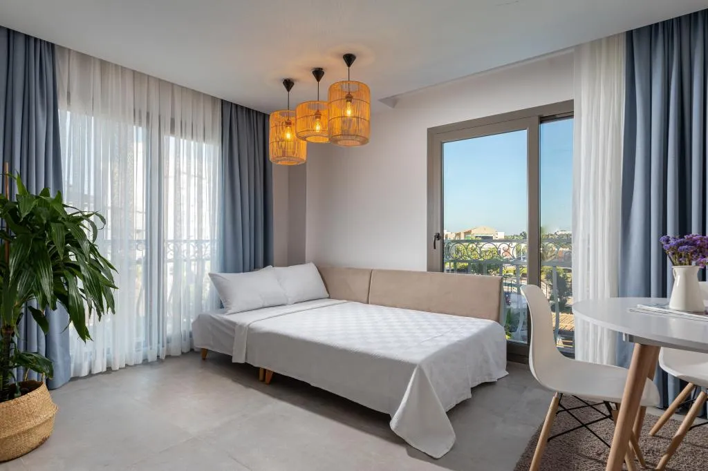 Suite,Bahçe Manzaralı