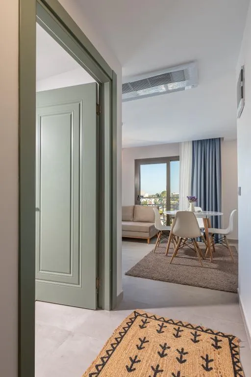 Suite,Bahçe Manzaralı