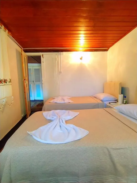 2 Kişilik Standart Oda İki Ayrı Yataklı (ODA DIŞINDA ÖZEL BANYO)