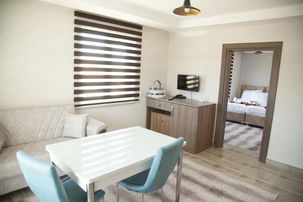Suite 1 + 1 Oda ,Şehir Manzaralı,Balkonlu