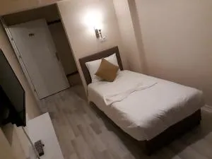 Kütahya Menderes Otel