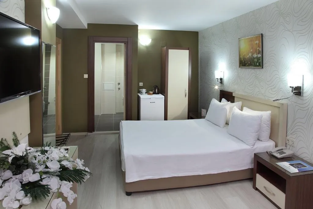 Tek Kişilik,Şehir Manzaralı
