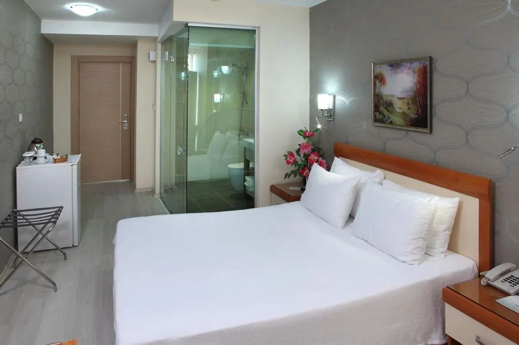 Standart Oda,Şehir Manzaralı
