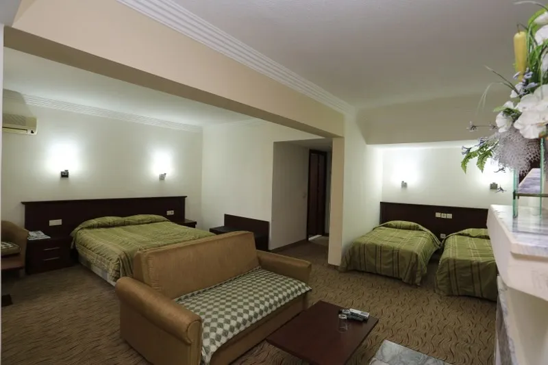 3 Deluxe Kişilik Oda