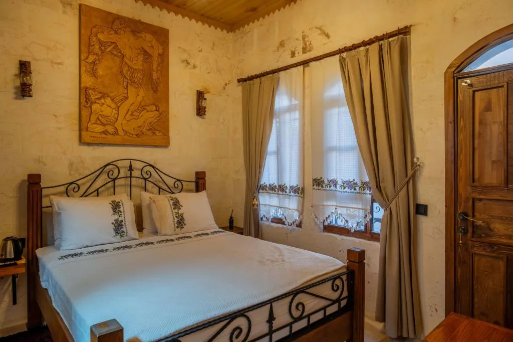 Double Room 2