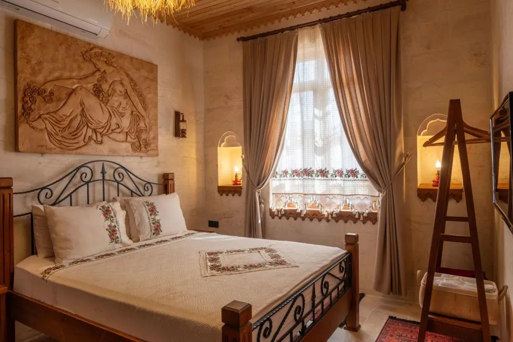 Double Room 1