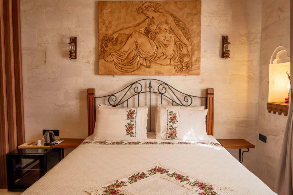 Double Room 1