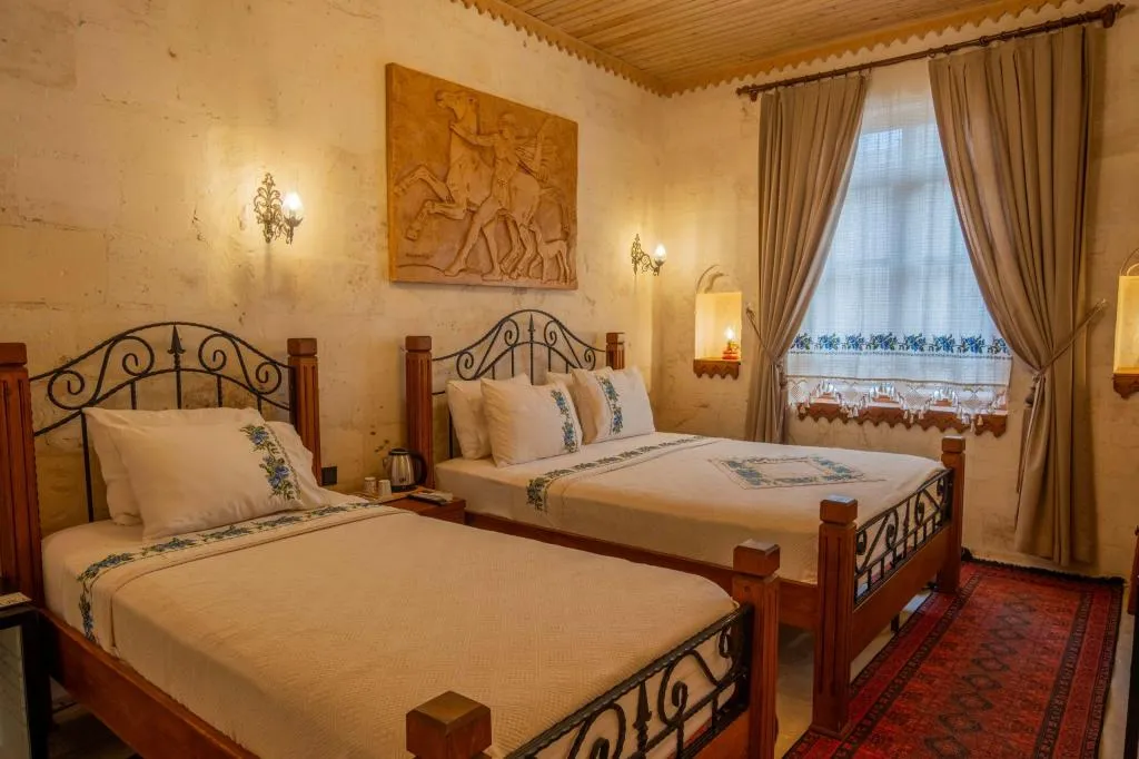 Kızılkoyun Triple Room