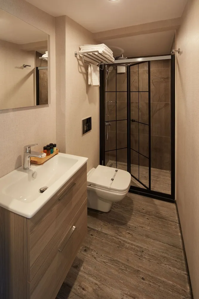 Deluxe Room with Balcony