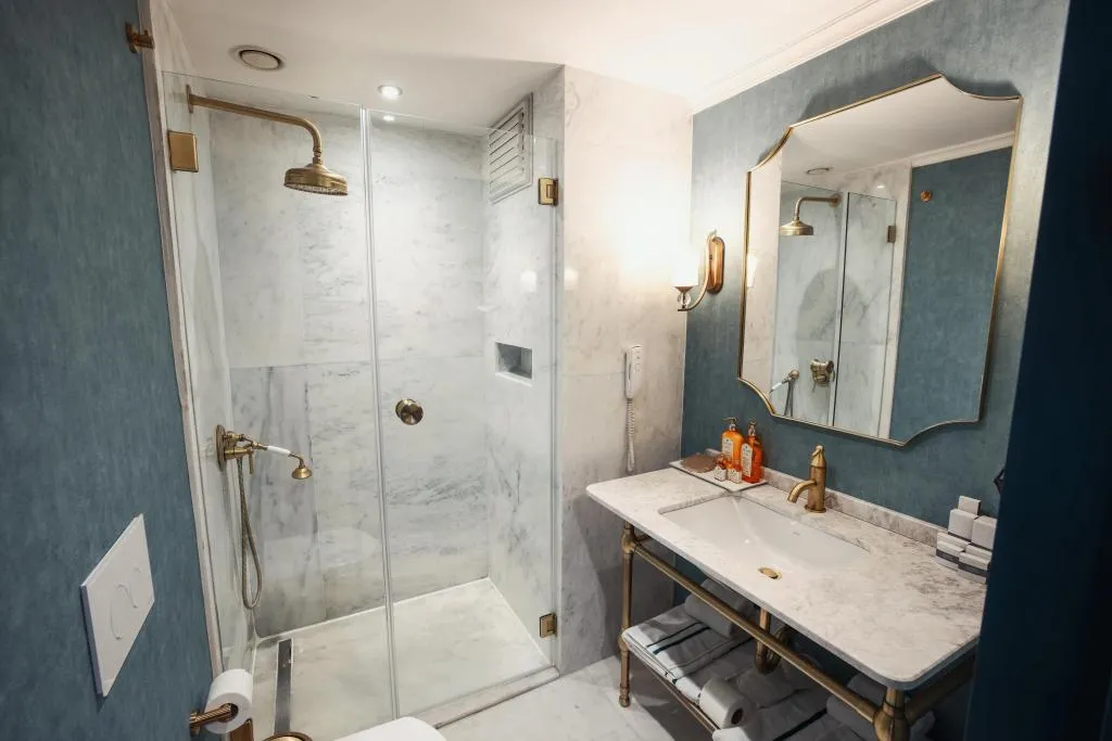 Suite,Avlu Manzaralı,Klimalı