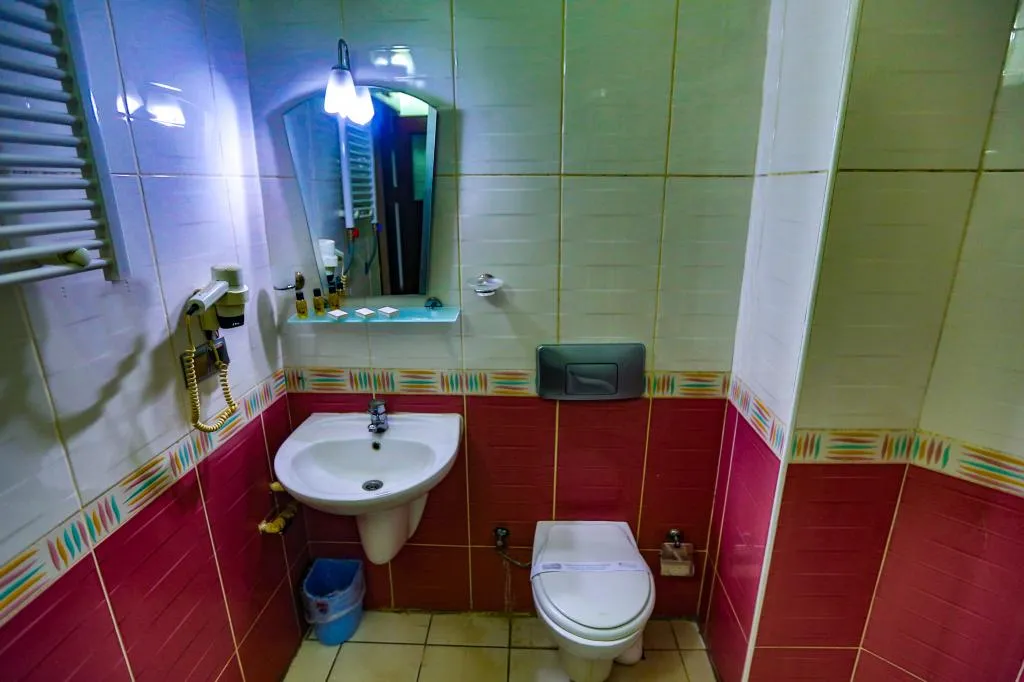 Triple,Şehir Manzaralı