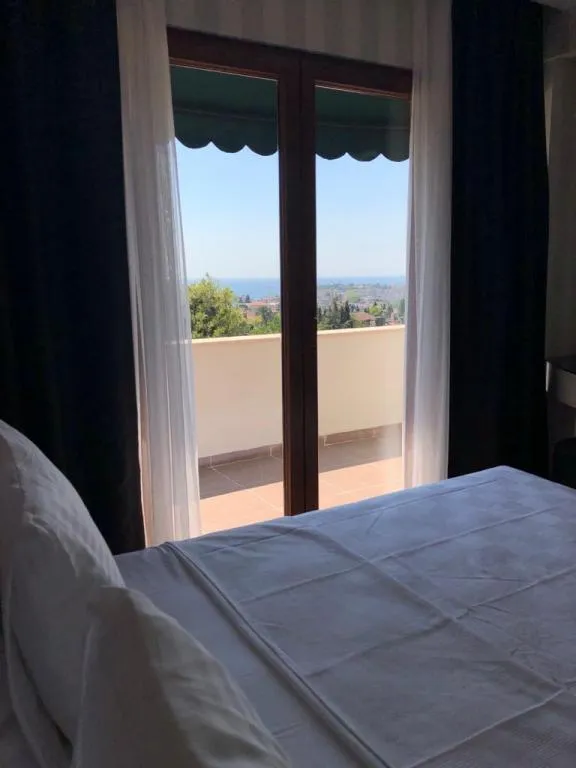 Standart Oda Balkonlu,Deniz Manzaralı,Balkonlu