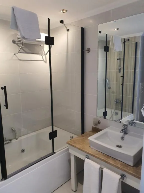 Suite,Deniz Manzaralı,Jakuzili