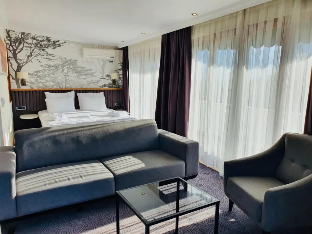 Suite,Deniz Manzaralı,Jakuzili