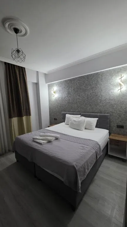 Standart Oda,Şehir veya Dağ Manzaralı,Duşa Kabinli