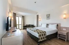Side Breeze Hotel