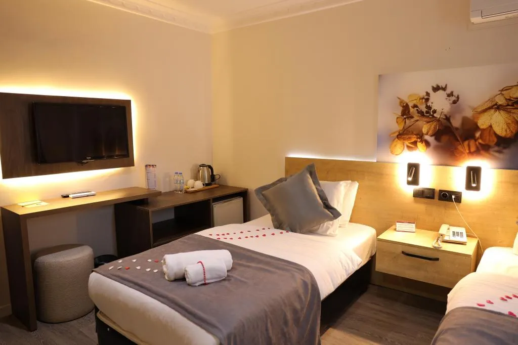 Standart Oda,Şehir Manzaralı