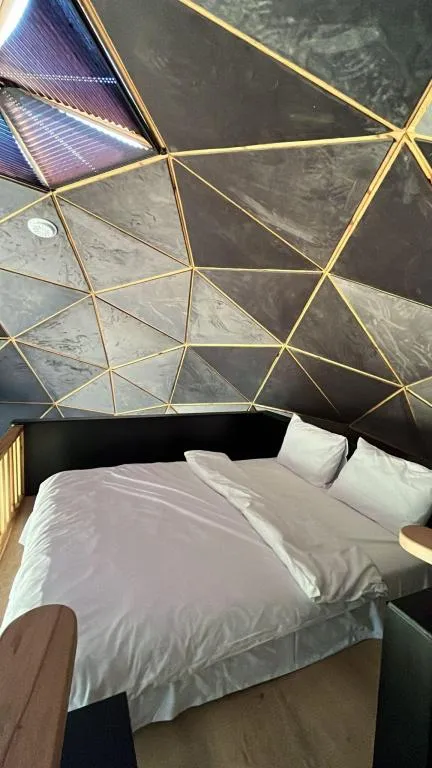 Dome,Orman Manzaralı,Isıtmalı Özel Havuzlu