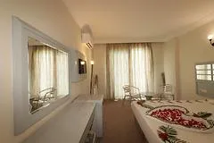 Villa Lycus