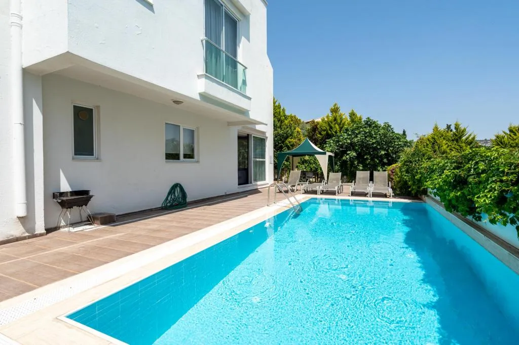 Superior Villa
