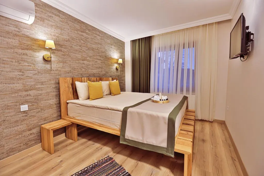 STANDART Bahçe-Havuz-Deniz Manzaralı