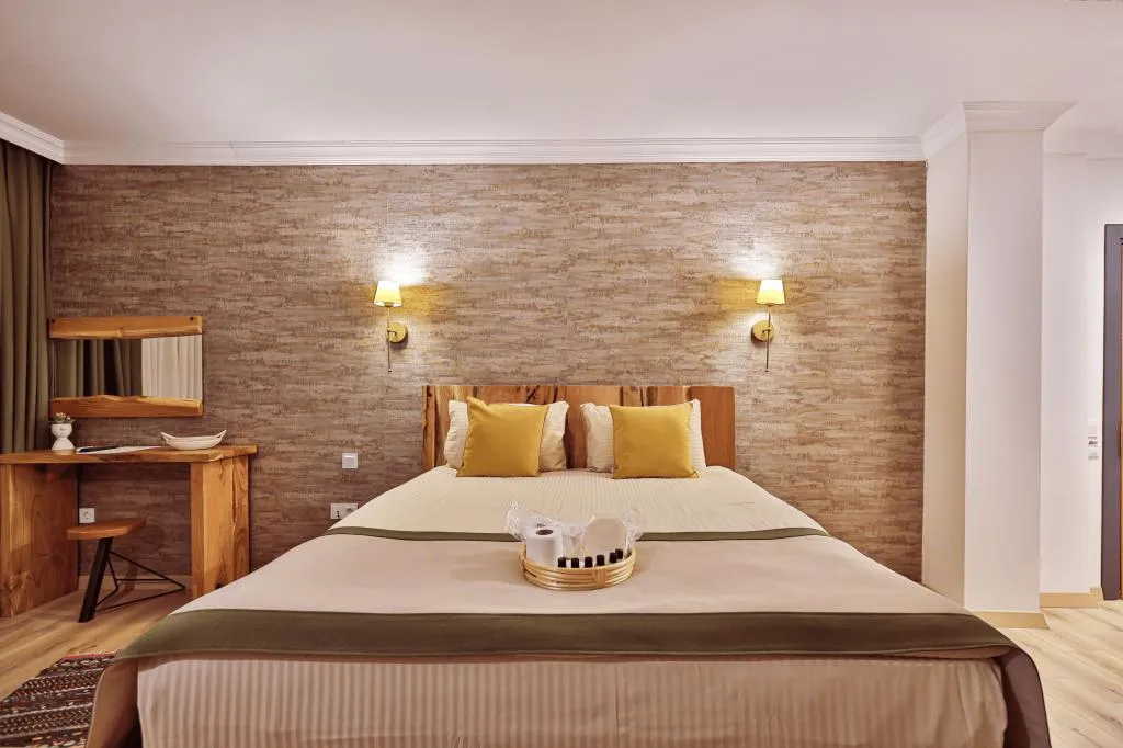 STANDART Bahçe-Havuz-Deniz Manzaralı