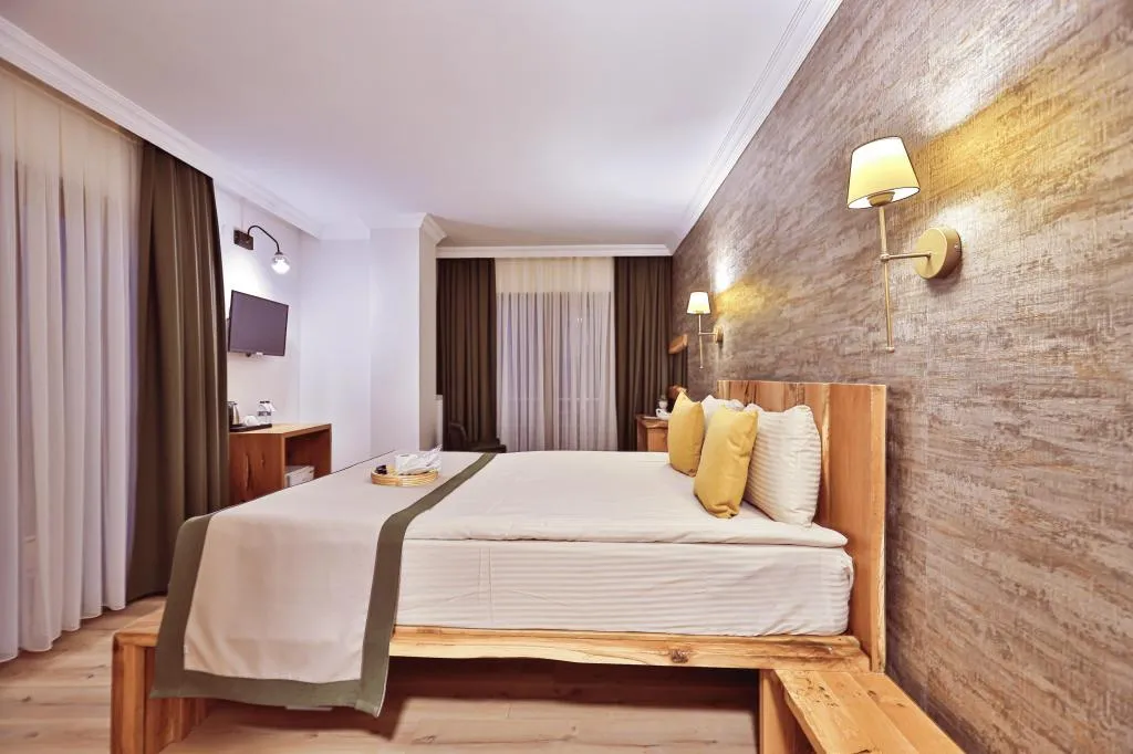 STANDART Bahçe-Havuz-Deniz Manzaralı