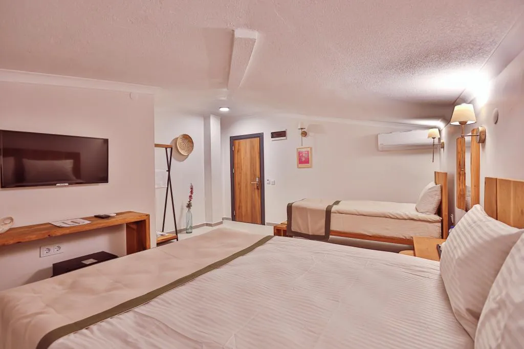 Suite Bahçe-Havuz-Deniz Manzaralı