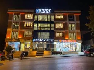 Enjoy Suit