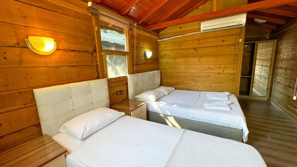 Bungalow,Bahçe Manzaralı,Balkonlu