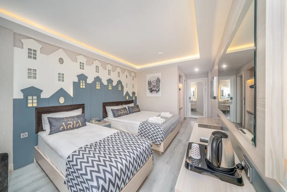 Standard Tek Büyük veya İki Ayrı Yataklı Oda, Dağ Manzaralı