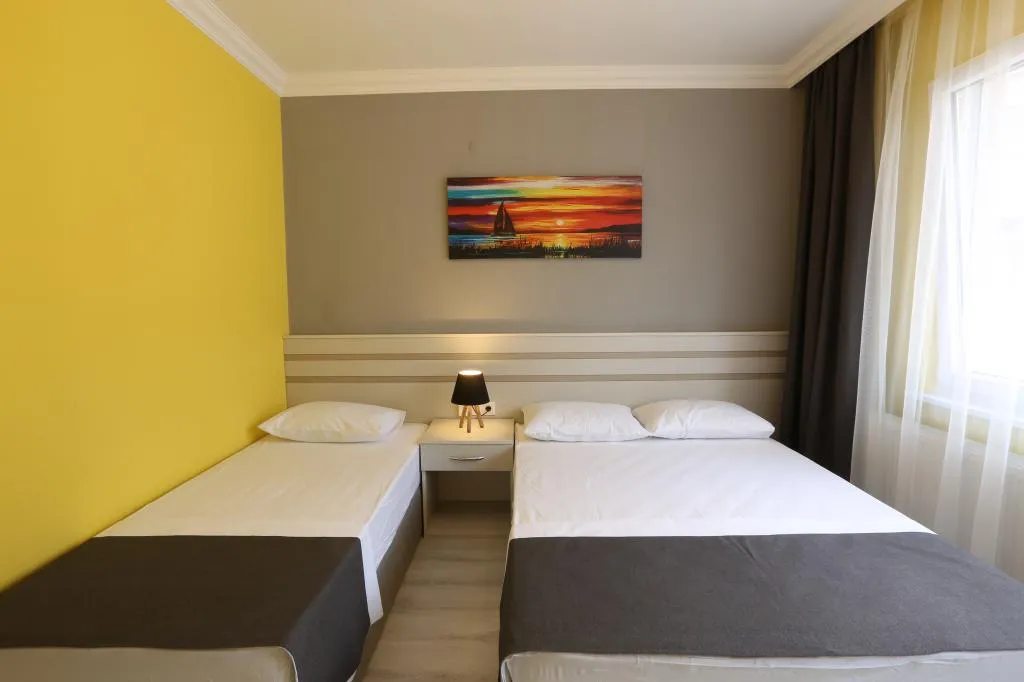 STANDART ÜÇ KİŞİLİK ODA