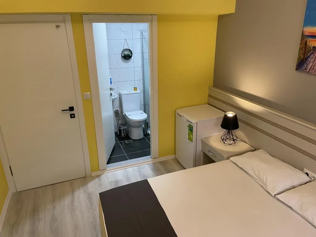 STANDART ÇİFT KİŞİLİK ODA