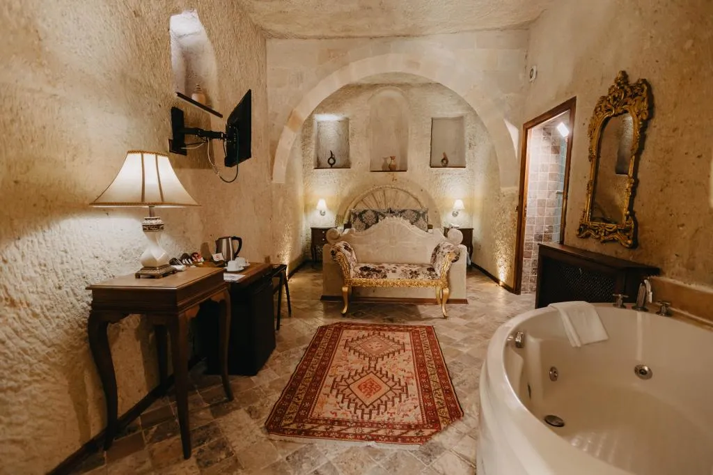 Suite,Vadi veya Bahçe Manzaralı,Jakuzili