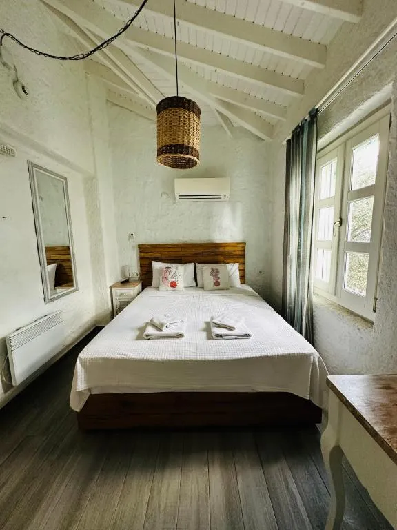 Classic,Bahçe Manzaralı,Balkonsuz