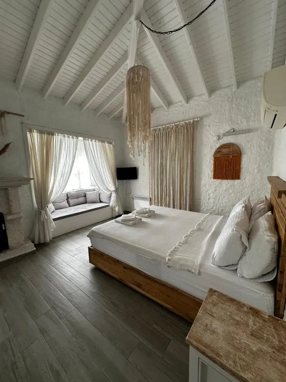 Grand Suit,Bahçe Manzaralı